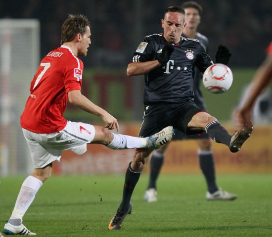 阵容改变以 阵容改变以